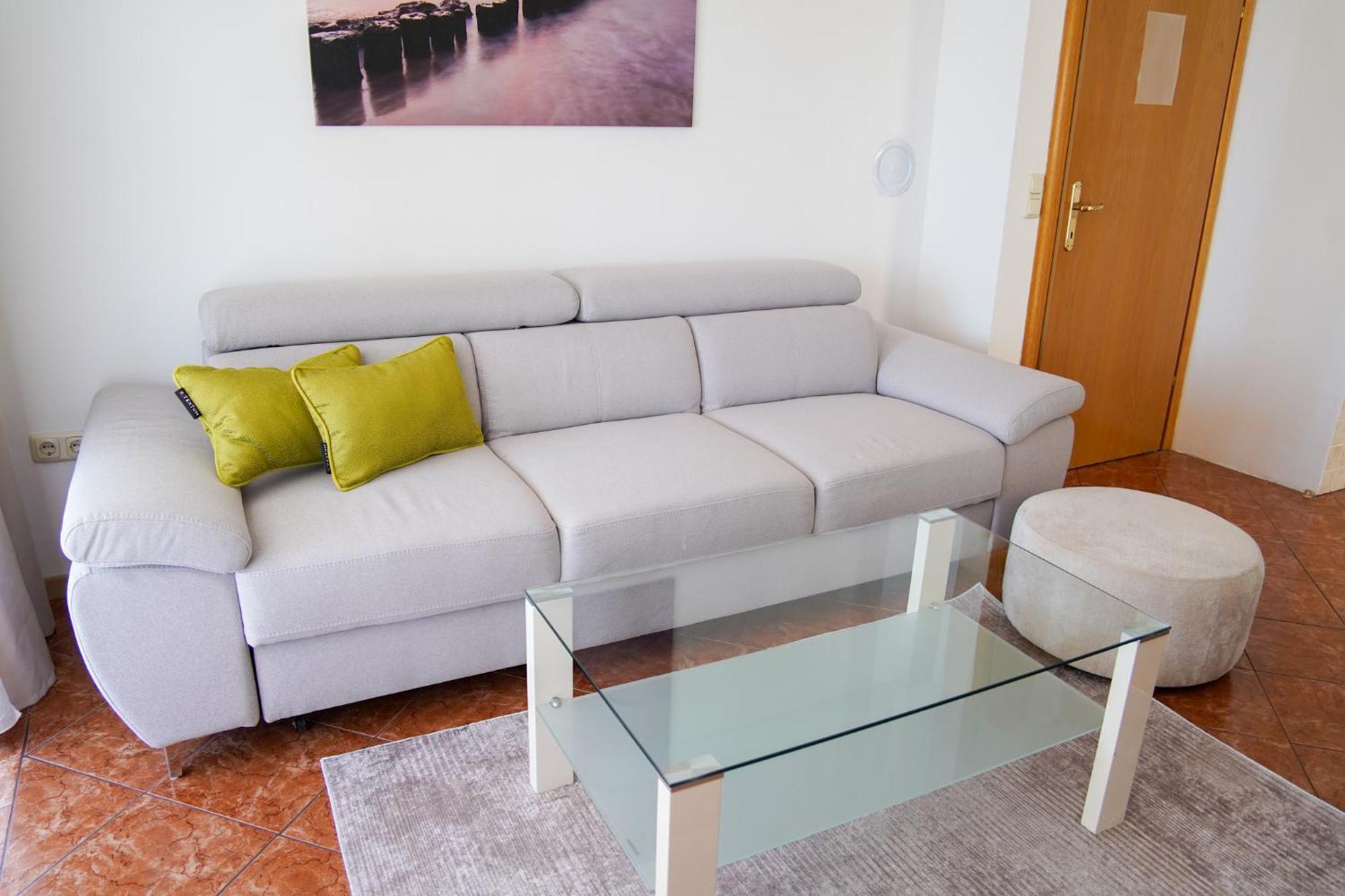 Apartman Lana Omisalj Exterior photo